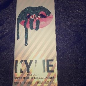 KYLIE COSMETICS